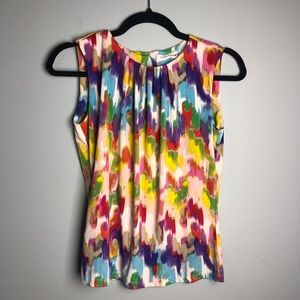 Used happy water color top in great condition!